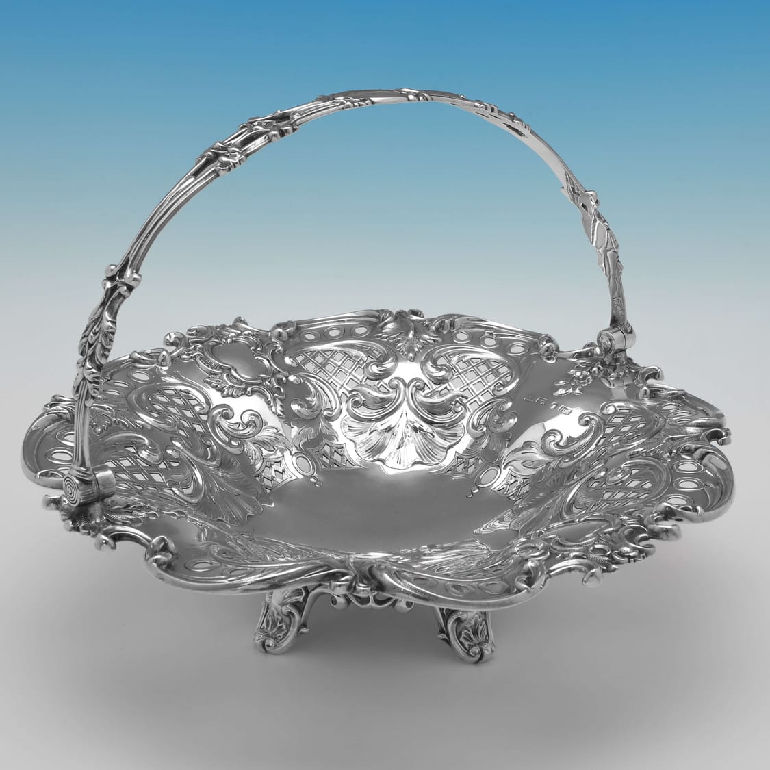 Baskets in Antique Sterling Silver. I Franks presents our collection of