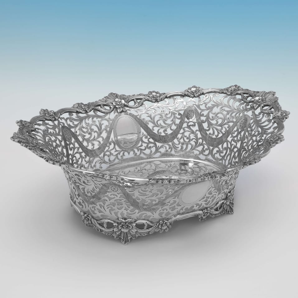 Antique Sterling Silver Basket - Charles Stuart Harris, hallmarked in 1905 London - Edwardian