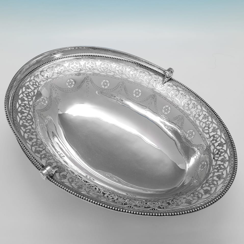 Antique Sterling Silver Basket - William Plummer, hallmarked in 1782 London - George III - Image 3