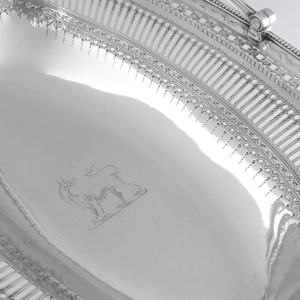 Antique Sterling Silver Basket - Robert Hennell I, hallmarked in 1788 London - George III - Image 4