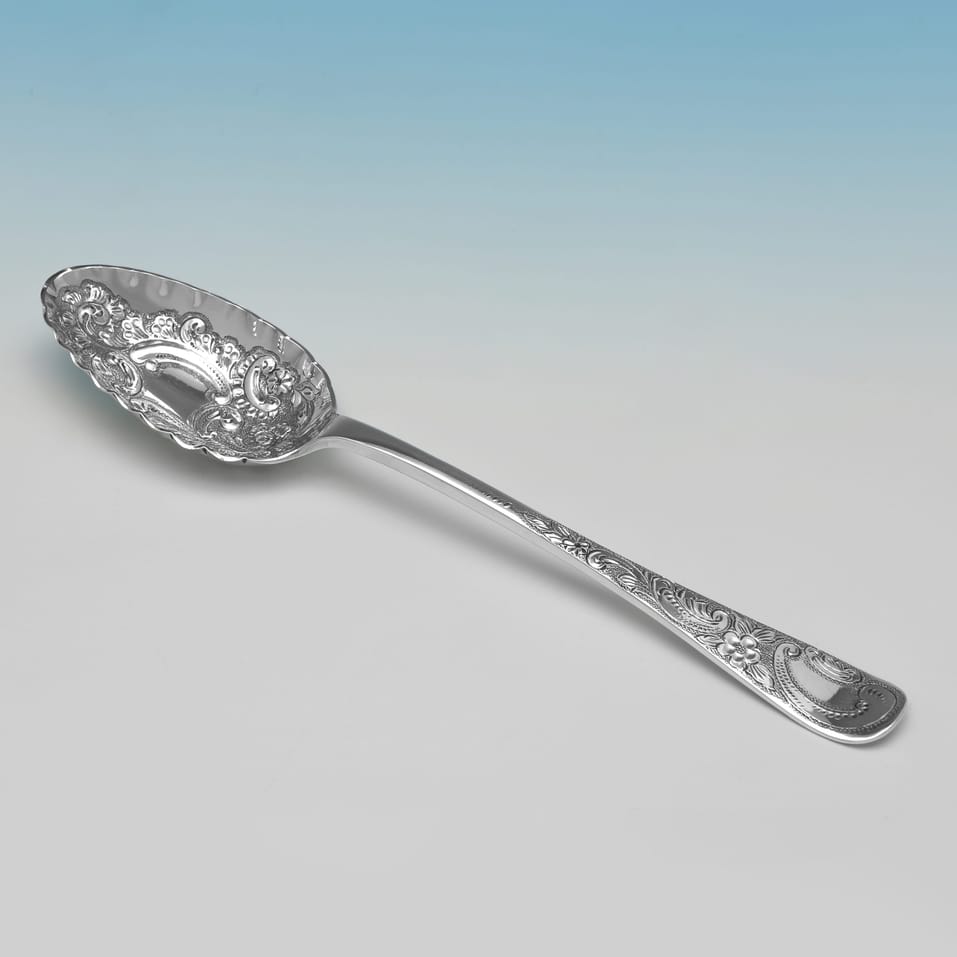 Antique Sterling Silver Set of 4 Berry Spoons - Thomas Levesley, hallmarked in 1898 Sheffield - Victorian - Image 3