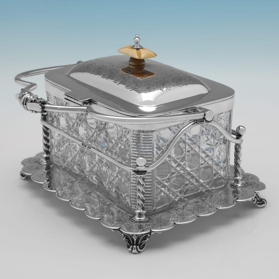 Antique Sterling Silver & Glass Biscuit Box - Walker & Hall, hallmarked in 1895 Sheffield - Victorian - Image 2