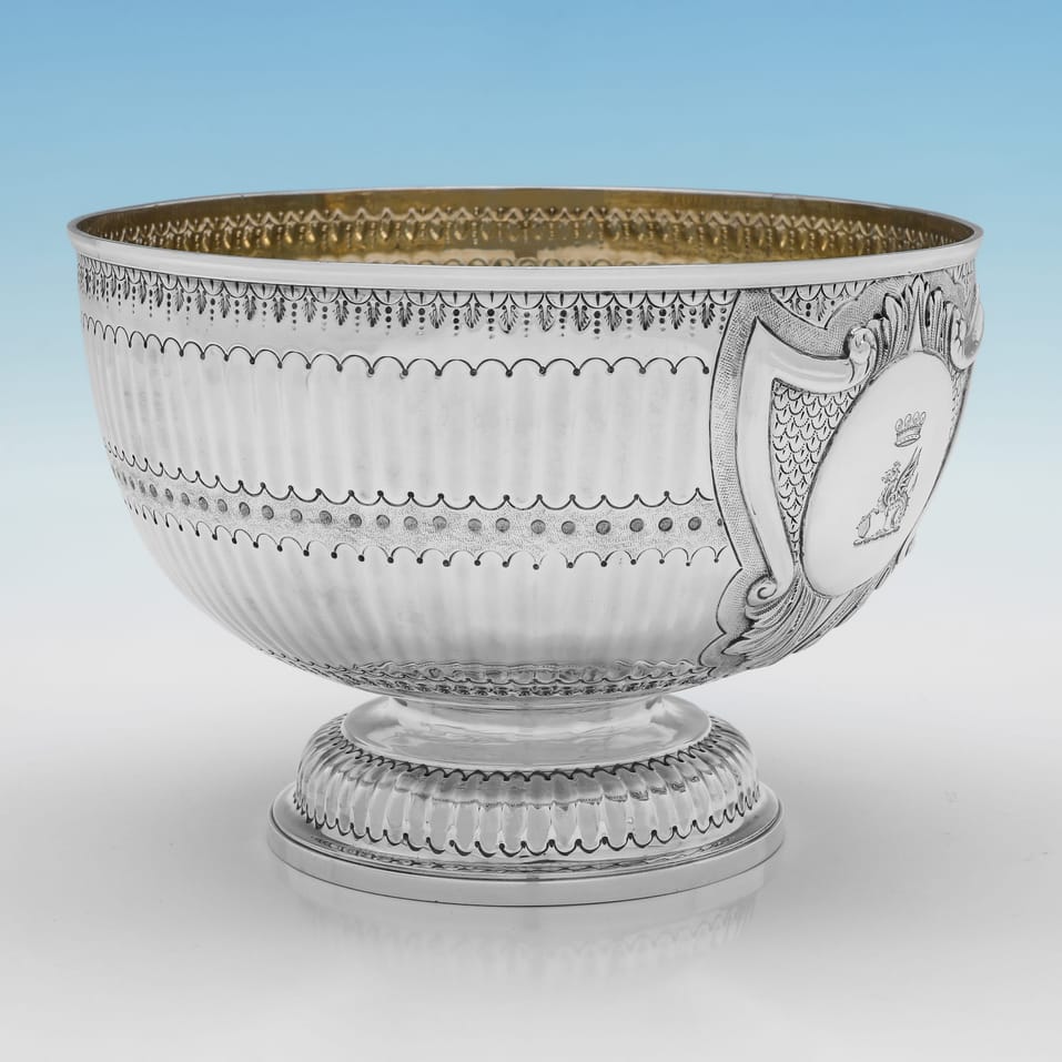 Antique Sterling Silver Bowl - Charles Stuart Harris, hallmarked in 1888 London - Victorian - Image 2