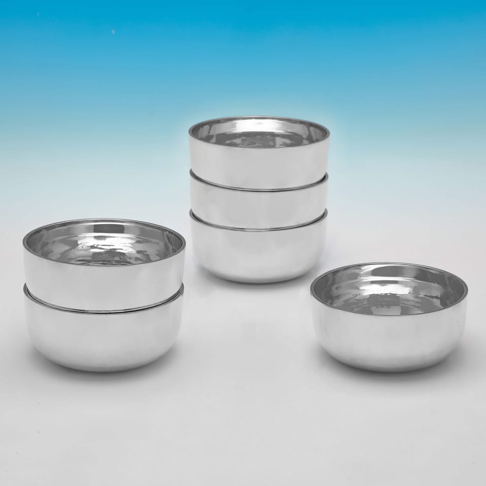 Sterling Silver Set of 6 Bowls - Charles Edwards, hallmarked in 1931 London - George V - Image 2