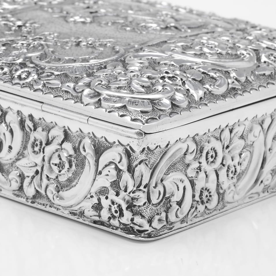 Antique Sterling Silver Dressing Table Box - Nathan & Hayes, hallmarked in 1899 Chester - Victorian - Image 4