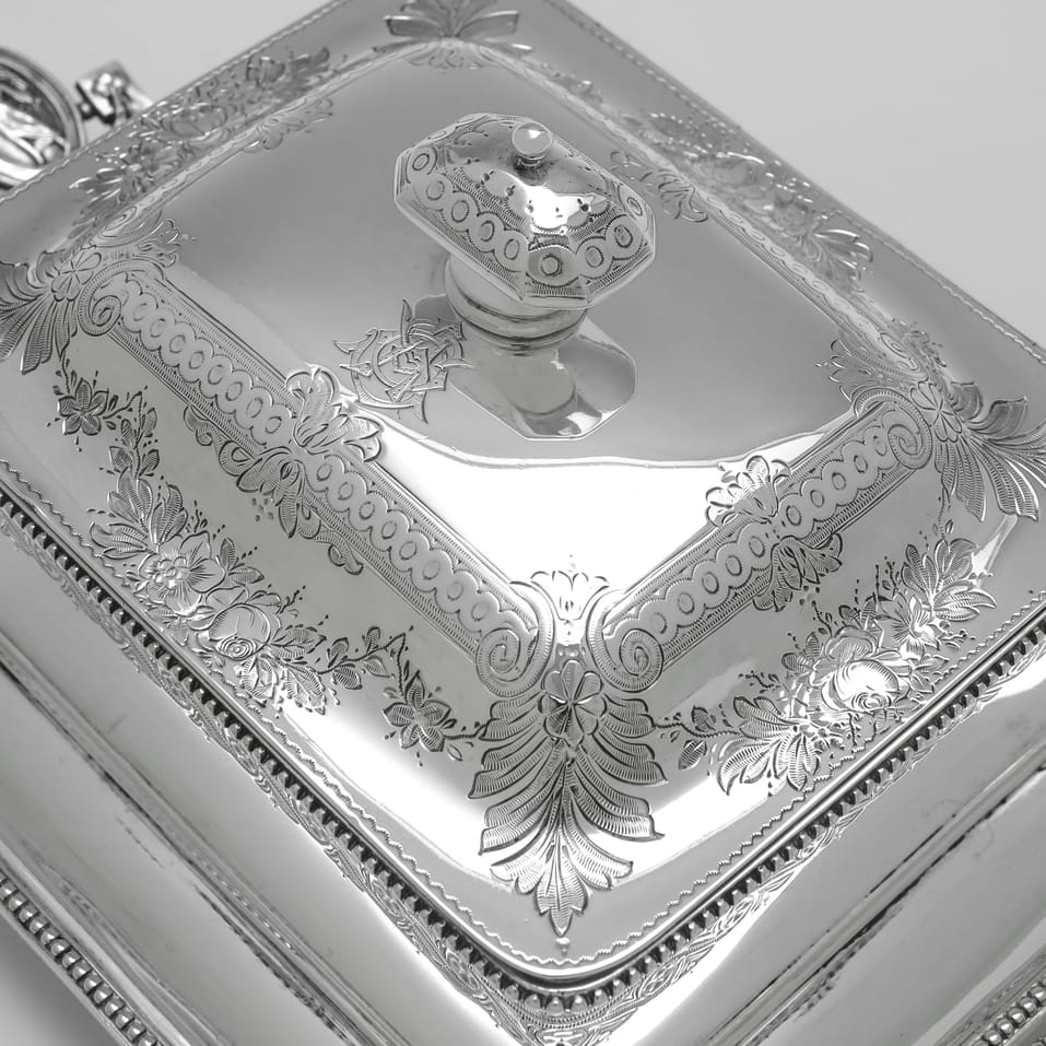 Antique Sterling Silver & Glass Butter Dish - Edward Barnard & Sons, hallmarked in 1875 London - Victorian - Image 5