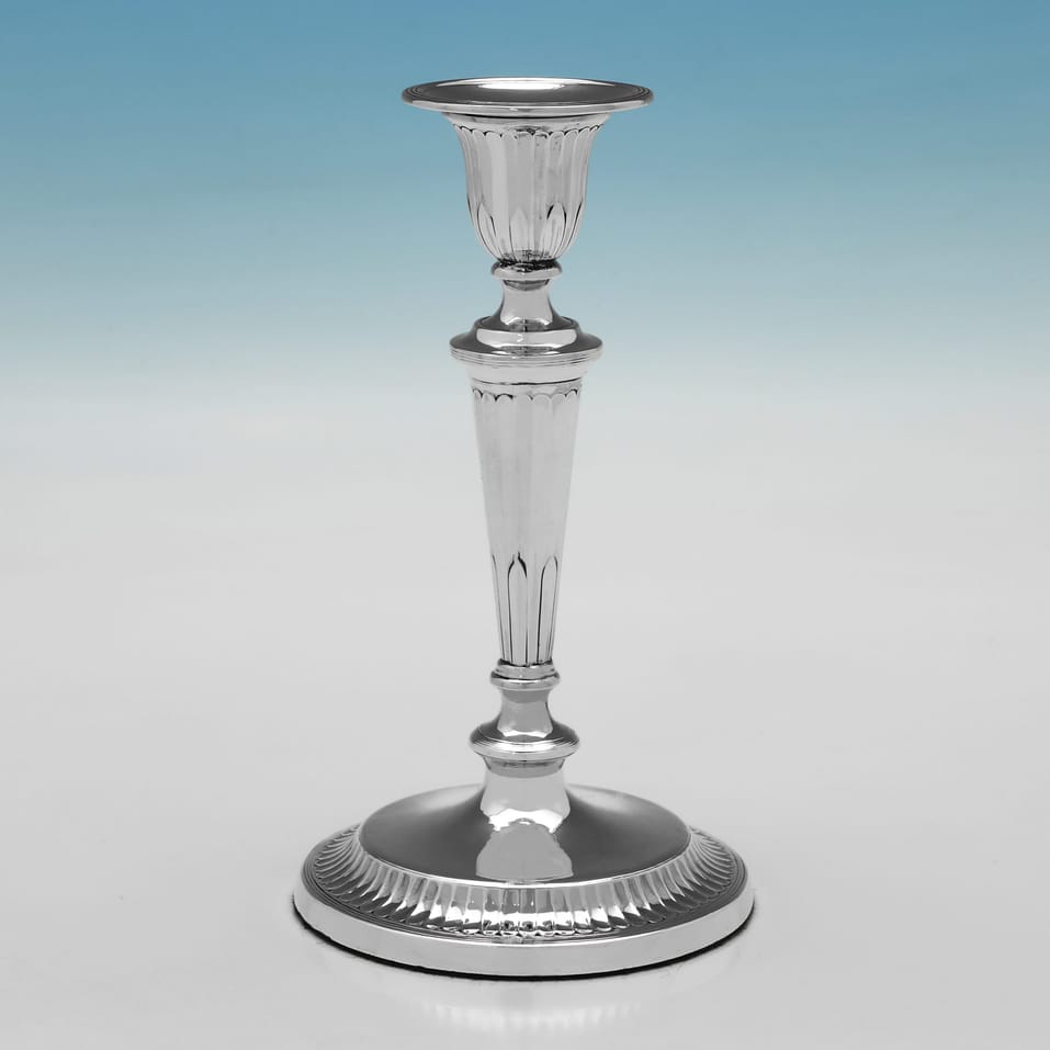 Antique Sterling Silver Pair of Candlesticks - Thomas Bradbury, hallmarked in 1917 Sheffield - George V - Image 2