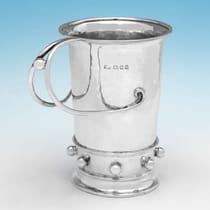 Sterling Silver Christening Mug - Amy Sandheim, hallmarked in 1928 London - George V - Thumbnail 3