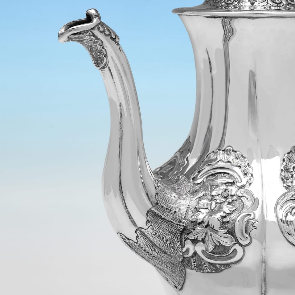 Antique Sterling Silver Coffee pot - John Smyth, hallmarked in 1855 Dublin - Victorian - Image 3