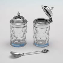 Antique Sterling Silver & Glass Cruet Set - Goldsmiths & Silversmiths Co., hallmarked in 1908 London - Edwardian - Thumbnail 5