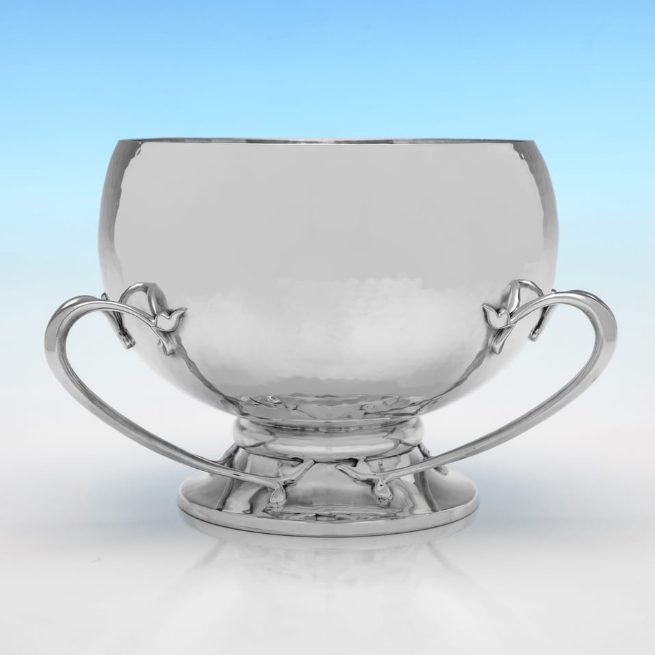 Antique Sterling Silver Cup - Wakely & Wheeler, hallmarked in 1904 London - Edwardian - Image 2