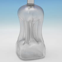 Antique Sterling Silver 'Glug Glug' Decanter - Mappin & Webb, hallmarked in 1893 London - Victorian - Thumbnail 4