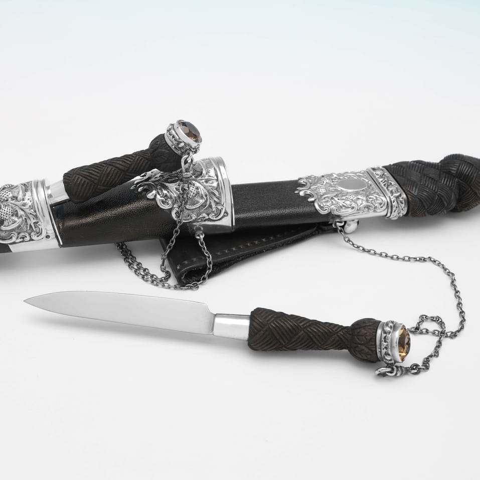 Sterling Silver Dirk & By-Knife & Fork Set - Highland Line, hallmarked in 1978 Edinburgh - Elizabeth II - Image 5