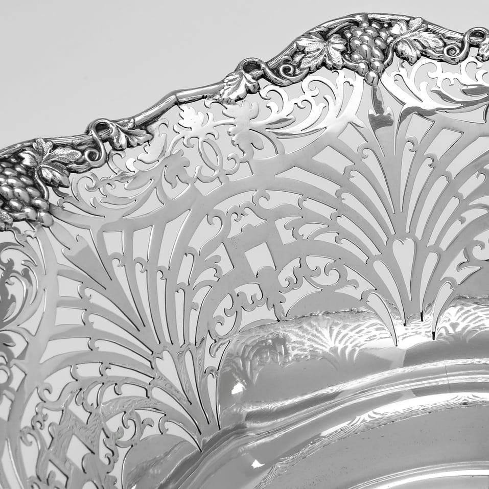 Sterling Silver Dish - Mappin & Webb, hallmarked in 1942 Sheffield - George VI - Image 3