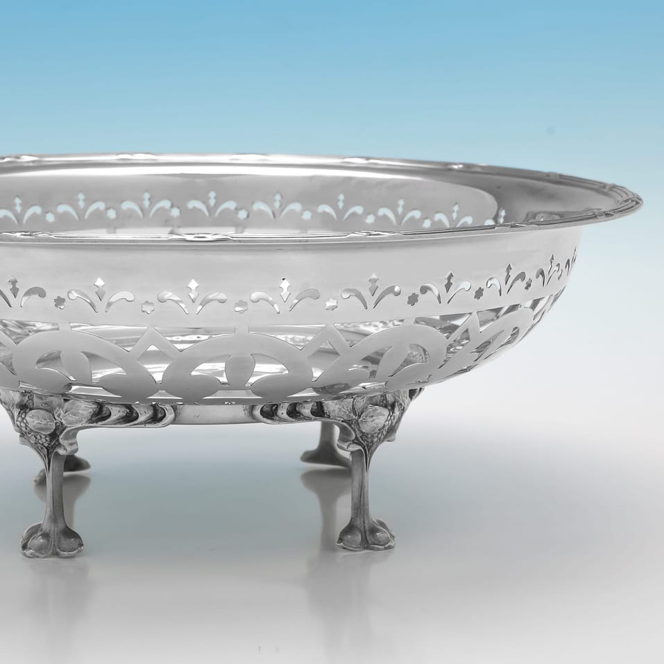 Antique Sterling Silver Dish - Walker & Hall, hallmarked in 1911 Sheffield - George V - Image 3