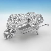 Antique Sterling Silver Wheelbarrow Dish - William Comyns, hallmarked in 1907 London - Edwardian - Thumbnail 1