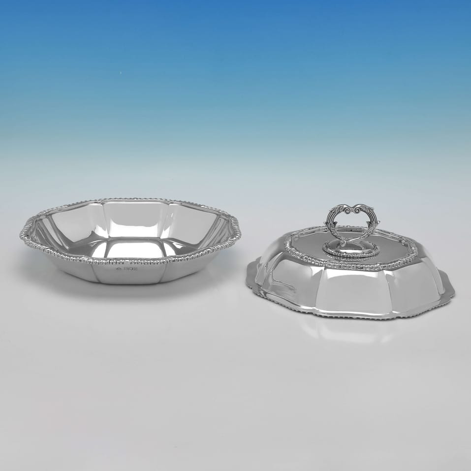 Antique Sterling Silver Pair of Entree Dishes - Carrington & Co., hallmarked in 1905 London - Edwardian - Image 3