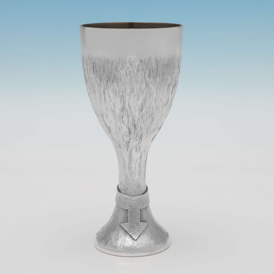 Sterling Silver Pair of 'His & Her' Goblets - Christopher Lawrence, hallmarked in 1974 London - Elizabeth II - Image 3