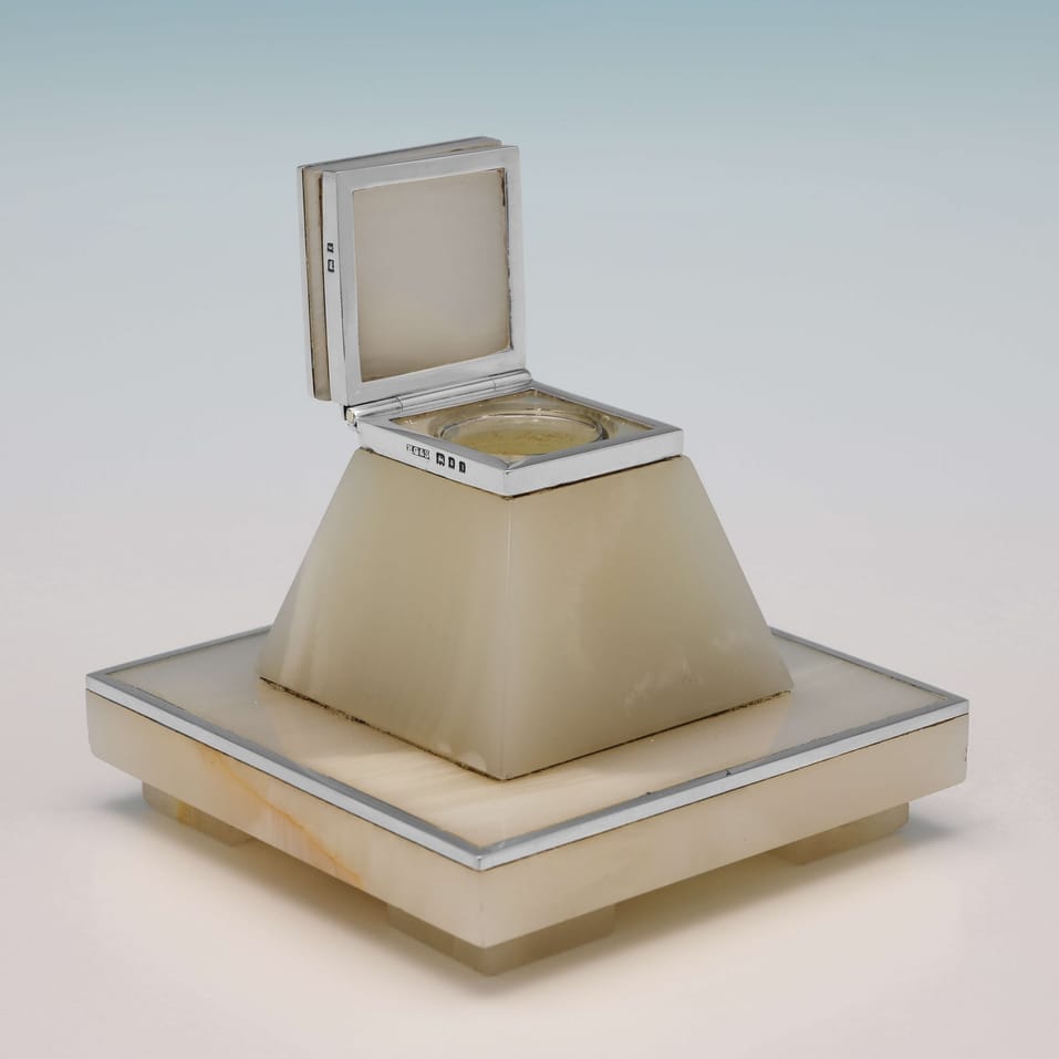 Antique Sterling Silver & Alabaster Ink Stand - Henry Griffith & Sons Ltd., hallmarked in 1921 London - George V - Image 2