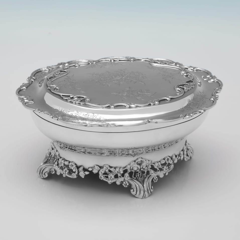 Antique Sterling Silver Jewellery Box - William Comyns, hallmarked in 1903 London - Edwardian