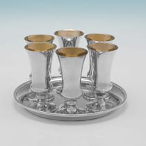 Sterling Silver Set of 6 Kiddush Cups on Tray - A. T. Cannon Ltd & R. E. Porter, hallmarked in 1976 Birmingham - Elizabeth II - Thumbnail 1