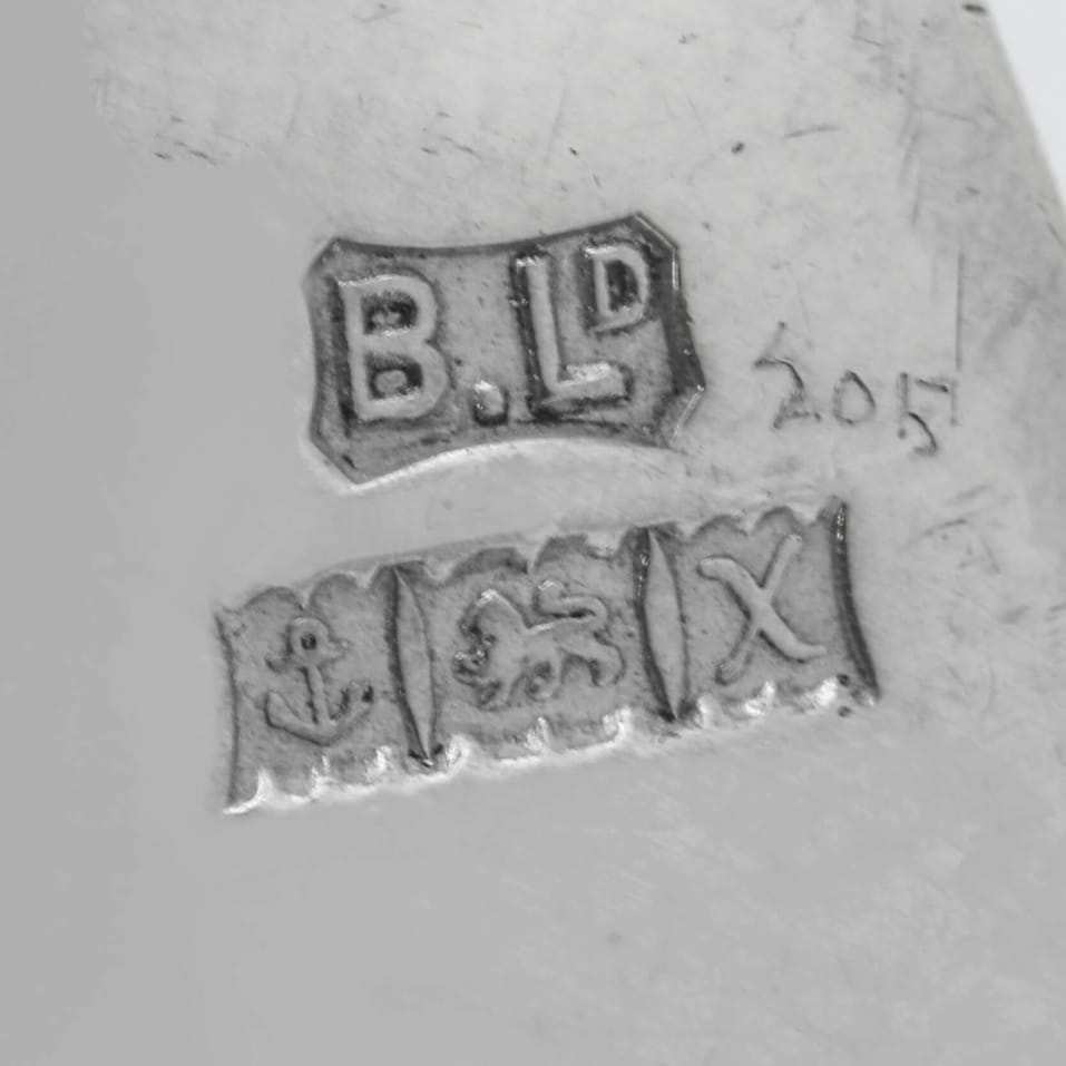 Sterling Silver Knife Rests - Bishtons Ltd., hallmarked in 1977 Birmingham - Elizabeth II - Image 5