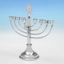 Sterling Silver Menorah - Viner's Ltd., hallmarked in 1954 Sheffield - Elizabeth II - Thumbnail 2