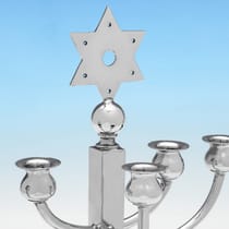 Sterling Silver Menorah - Viner's Ltd., hallmarked in 1954 Sheffield - Elizabeth II - Thumbnail 5