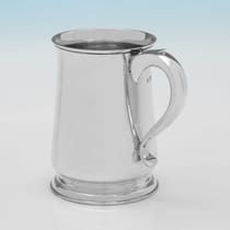 Sterling Silver Pair of Mugs - Edward Barnard & Sons, hallmarked in 1956 London - Elizabeth II - Thumbnail 3