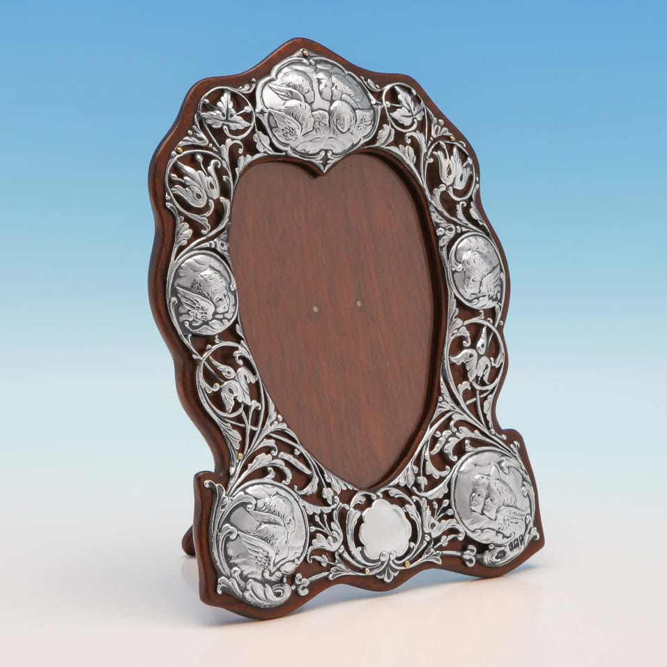 Antique Sterling Silver Art Nouveau Heart Shaped Photograph Frame - William Comyns, hallmarked in 1901 London - Edwardian