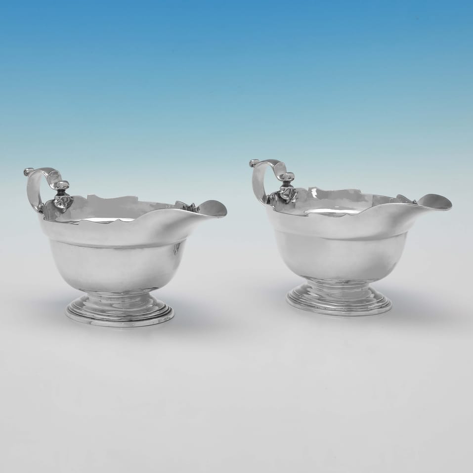 Sterling Silver Pair of Sauce Boats - Richard Comyns, hallmarked in 1932 London - George V