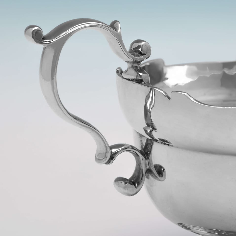 Sterling Silver Pair of Sauce Boats - Richard Comyns, hallmarked in 1932 London - George V - Image 4