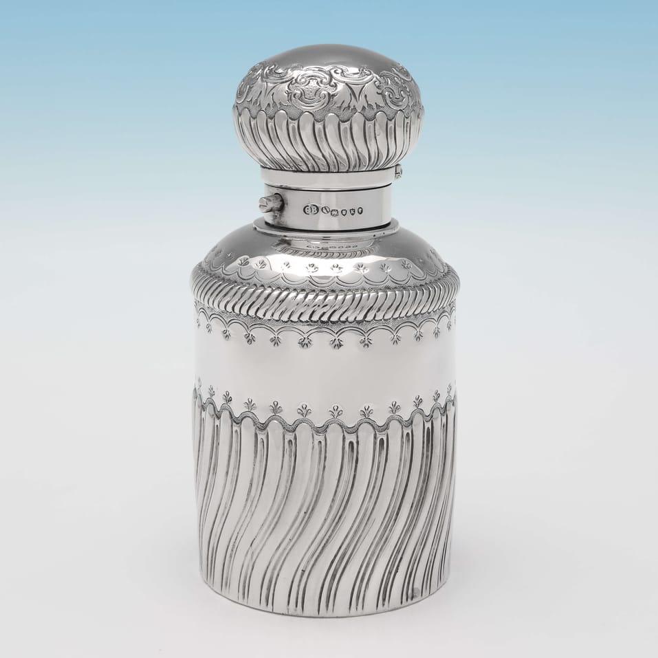 Antique Sterling Silver Victroian Scent bottle - George Brace, hallmarked in 1885 London - Victorian