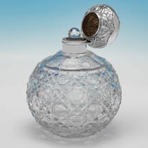 Antique Sterling Silver & Glass Scent Bottle - William Devenport, hallmarked in 1904 Birmingham - Edwardian - Thumbnail 2