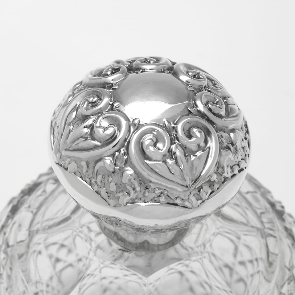 Antique Sterling Silver & Glass Scent Bottle - William Devenport, hallmarked in 1904 Birmingham - Edwardian - Image 3