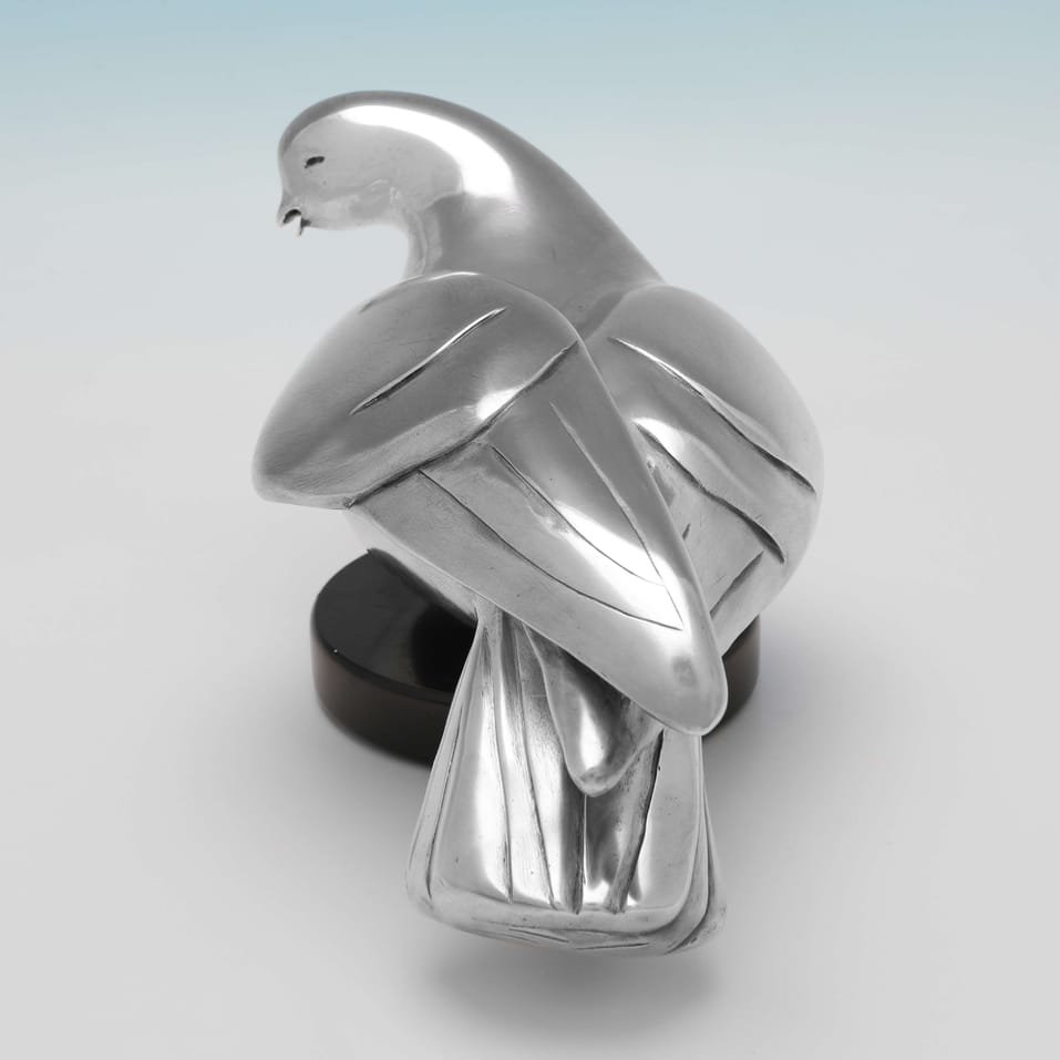 Sterling Silver Dove Sculpture - Morris Singer Foundry, hallmarked in 1999 London - Elizabeth II - Image 3