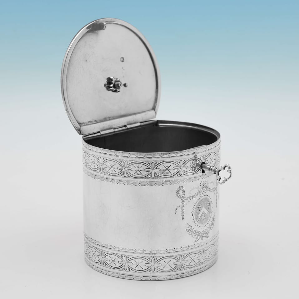 Antique Sterling Silver Tea Caddy - Walter Brind, hallmarked in 1775 London - George III - Image 2