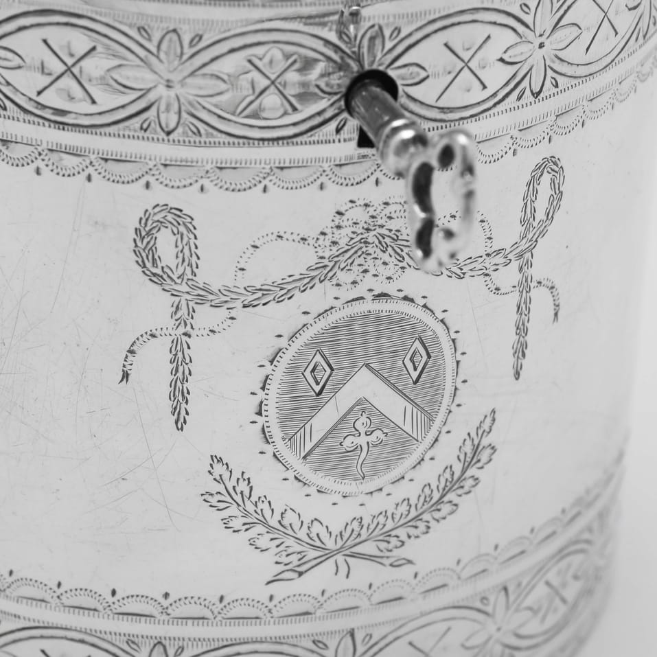 Antique Sterling Silver Tea Caddy - Walter Brind, hallmarked in 1775 London - George III - Image 4