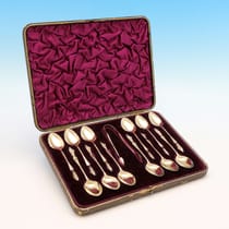 Antique Sterling Silver Gilt 'Apostle' Tea Spoons & Tongs - James Dixon & Sons, hallmarked in 1911 Sheffield - George V - Thumbnail 1