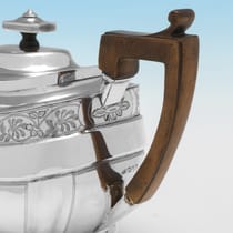 Antique Sterling Silver Teapot - William Hall, hallmarked in 1812 London - Regency - Thumbnail 4