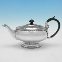 Sterling Silver Teapot - Walker & Hall, hallmarked in 1928 Sheffield - George V - Thumbnail 1