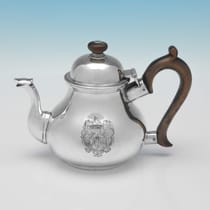 Antique Sterling Silver Teapot - William Spackman, hallmarked in 1725 London - George I - Thumbnail 1