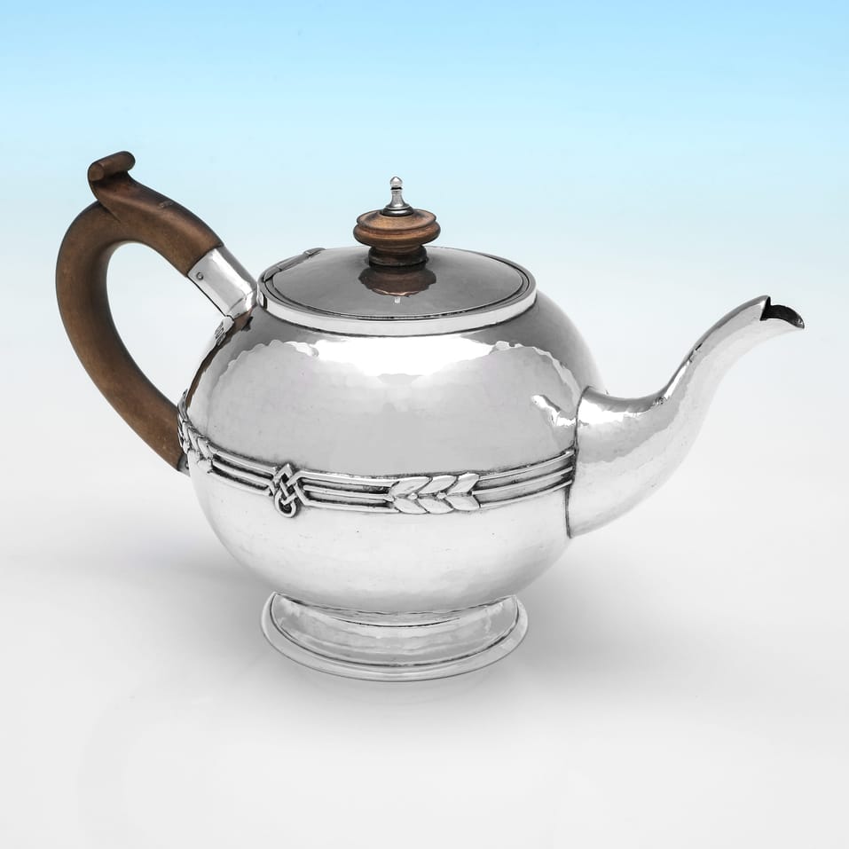 Sterling Silver Teapot - hallmarked in 1936 London - George VI - Image 2