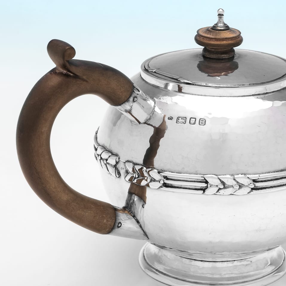 Sterling Silver Teapot - hallmarked in 1936 London - George VI - Image 4