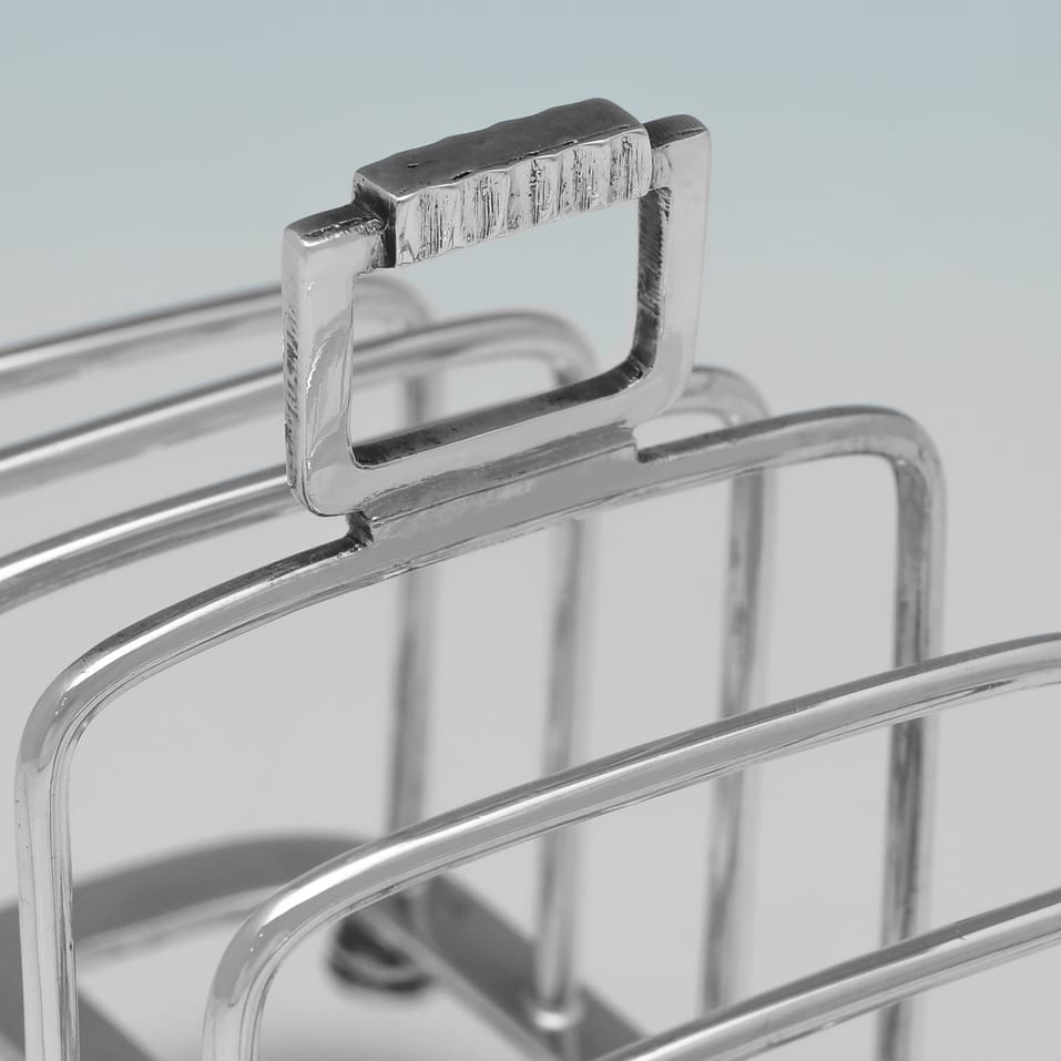 Sterling Silver Toast Rack - Hukin & Heath, hallmarked in 1941 Birmingham - George VI - Image 3