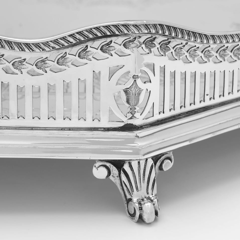 Antique Sterling Silver Gallery Tray - Goldsmiths & Silversmiths Co., hallmarked in 1917 Sheffield - George V - Image 5