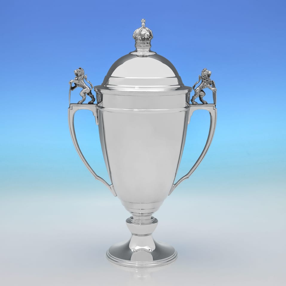 Sterling Silver Trophy - Mappin & Webb, hallmarked in 1936 Sheffield - George VI - Image 1