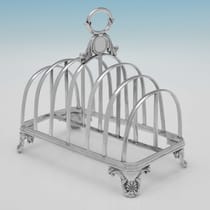 https://www.ifranks.com/images/silverware/v1/toast-racks/l2303/l/l2303-silver-toast-racks-7.jpg