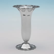 Antique Sterling Silver Pair of Vases - Elkington, hallmarked in 1902 London - Edwardian - Thumbnail 2