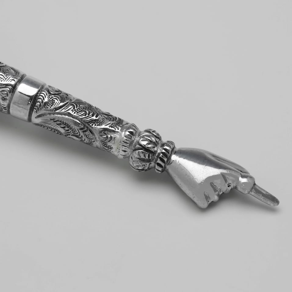 Antique Sterling Silver Yad - Jacob Fenigstein, hallmarked in 1907 London - Edwardian - Image 4